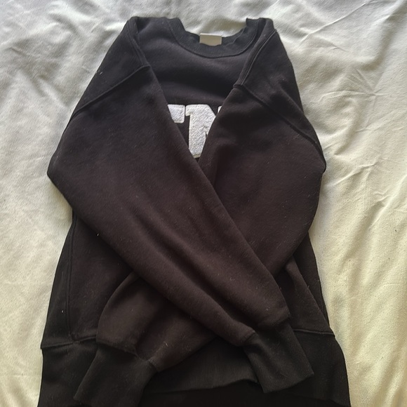 aritzia TNA cozy fleece crew neck - Picture 2 of 4